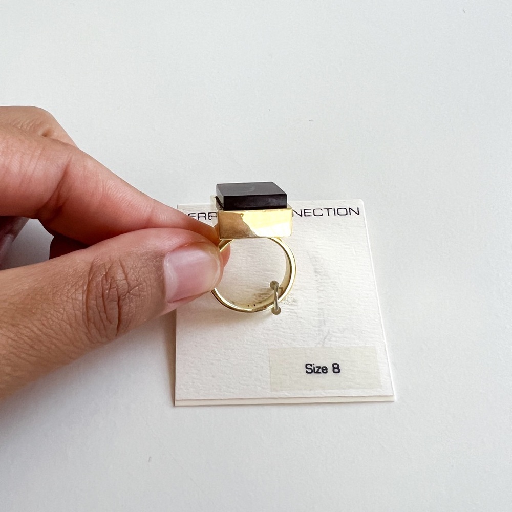 2/$15 NWT French Connection Stone Ring